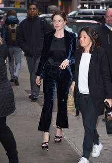 Rebecca Ferguson feet photo thumbnail