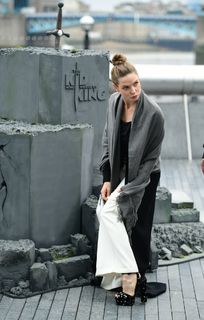 Rebecca Ferguson feet photo thumbnail