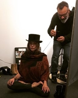Rebecca Ferguson feet photo thumbnail