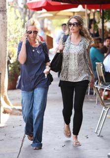 Rebecca Gayheart feet photo thumbnail