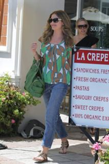 Rebecca Gayheart feet photo thumbnail