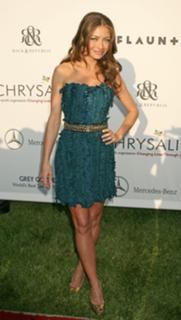 Rebecca Gayheart feet photo thumbnail