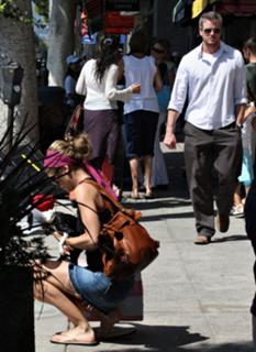 Rebecca Gayheart feet photo thumbnail