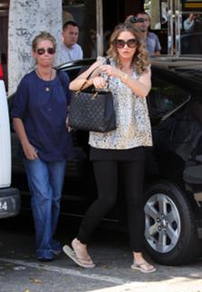 Rebecca Gayheart feet photo thumbnail