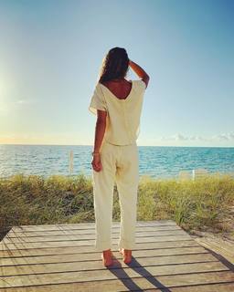 Rebecca Gayheart feet photo thumbnail