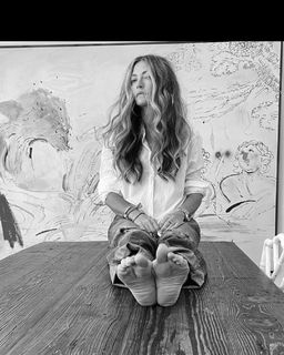 Rebecca Gayheart feet photo thumbnail