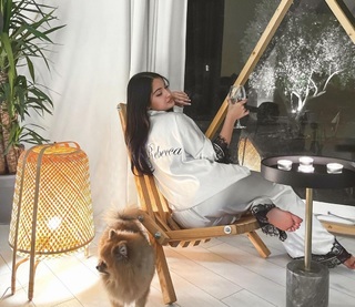 Rebecca Ghaderi feet photo 11