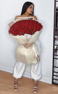 Rebecca Ghaderi feet photo 15