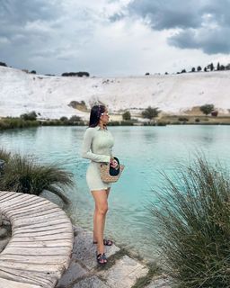 Rebecca Ghaderi feet photo 18