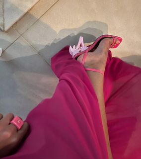 Rebecca Ghaderi feet photo 1