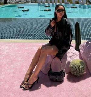 Rebecca Ghaderi feet photo 15