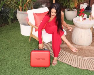 Rebecca Ghaderi feet photo 13