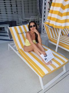 Rebecca Ghaderi feet photo 4