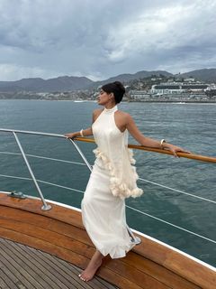 Rebecca Ghaderi feet photo 3