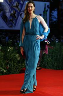 Rebecca Hall feet photo thumbnail