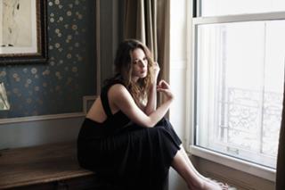 Rebecca Hall feet photo thumbnail