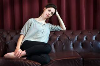 Rebecca Hall feet photo thumbnail