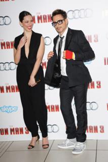 Rebecca Hall feet photo thumbnail