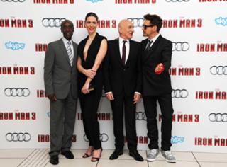 Rebecca Hall feet photo thumbnail