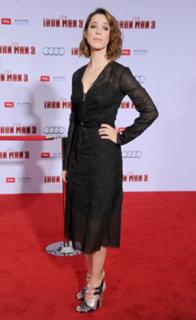 Rebecca Hall feet photo thumbnail