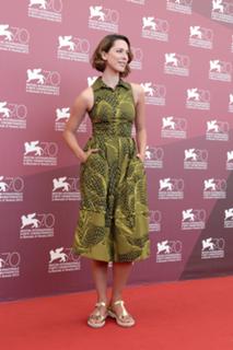 Rebecca Hall feet photo thumbnail