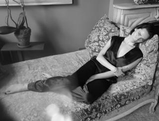 Rebecca Hall feet photo thumbnail