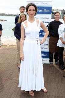 Rebecca Hall feet photo thumbnail