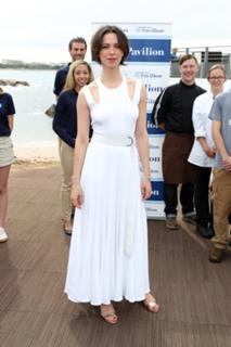 Rebecca Hall feet photo thumbnail