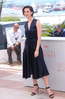Rebecca Hall feet photo thumbnail