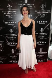 Rebecca Hall feet photo thumbnail