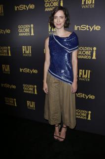 Rebecca Hall feet photo thumbnail