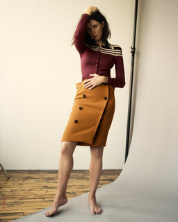 Rebecca Hall feet photo thumbnail
