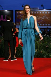 Rebecca Hall feet photo thumbnail