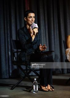 Rebecca Hall feet photo thumbnail
