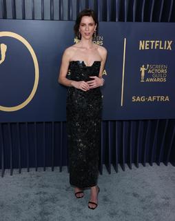 Rebecca Hall feet photo thumbnail