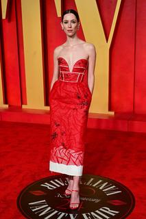 Rebecca Hall feet photo thumbnail