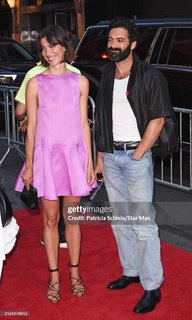 Rebecca Hall feet photo thumbnail