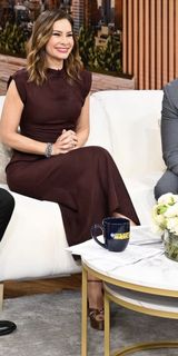 Rebecca Jarvis feet photo 2