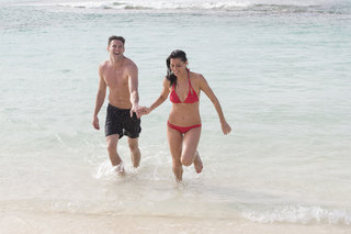 Rebecca Kufrin feet photo 9