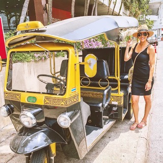 Rebecca Kufrin feet photo 19
