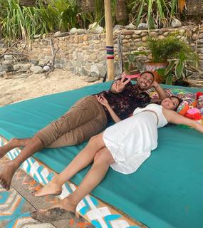 Rebecca Kufrin feet photo 14