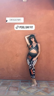 Rebecca Kufrin feet photo 17