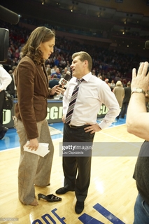 Rebecca Lobo feet photo 3