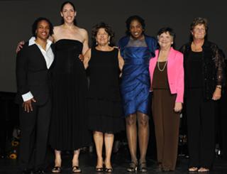 Rebecca Lobo feet photo 3