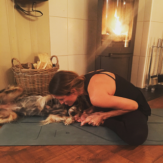 Rebecca Loos feet photo thumbnail