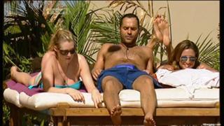 Rebecca Loos feet photo thumbnail