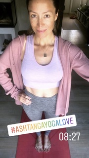 Rebecca Loos feet photo thumbnail