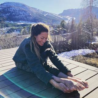 Rebecca Loos feet photo thumbnail