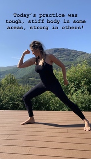 Rebecca Loos feet photo thumbnail