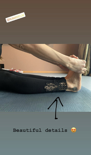 Rebecca Loos feet photo thumbnail
